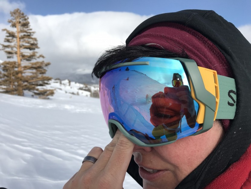 smith i/o7 chromapop - for some skiers with smaller noses, a gap was present at the bridge...