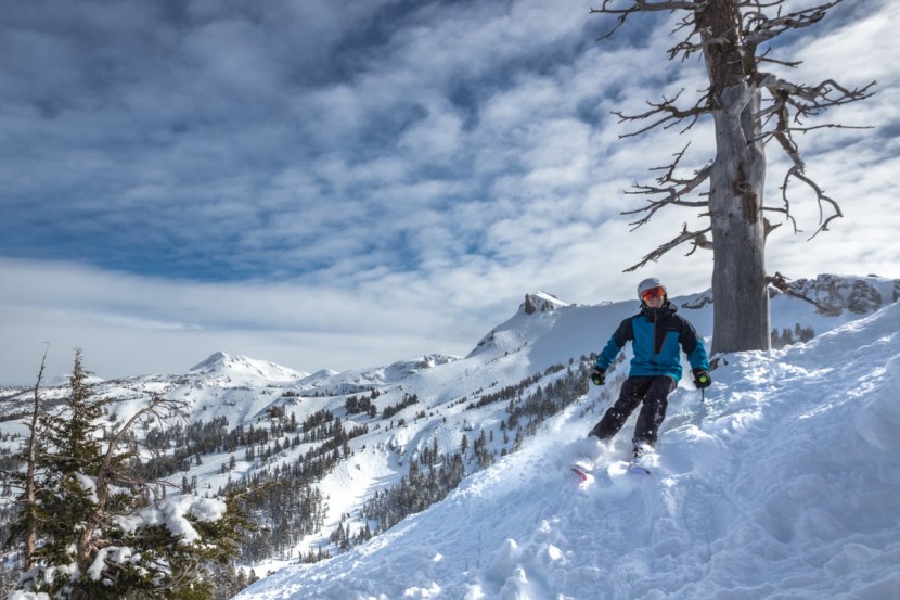 atomic vantage 100 cti - having fun in the pow, even if it is chopped up at the end of the day
