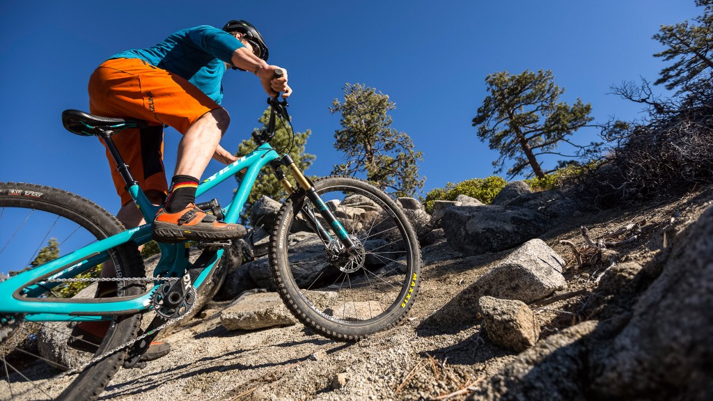 yeti sb5.5 x01 eagle 2017 - the yeti holds speed and will roll over anything in your way, but...