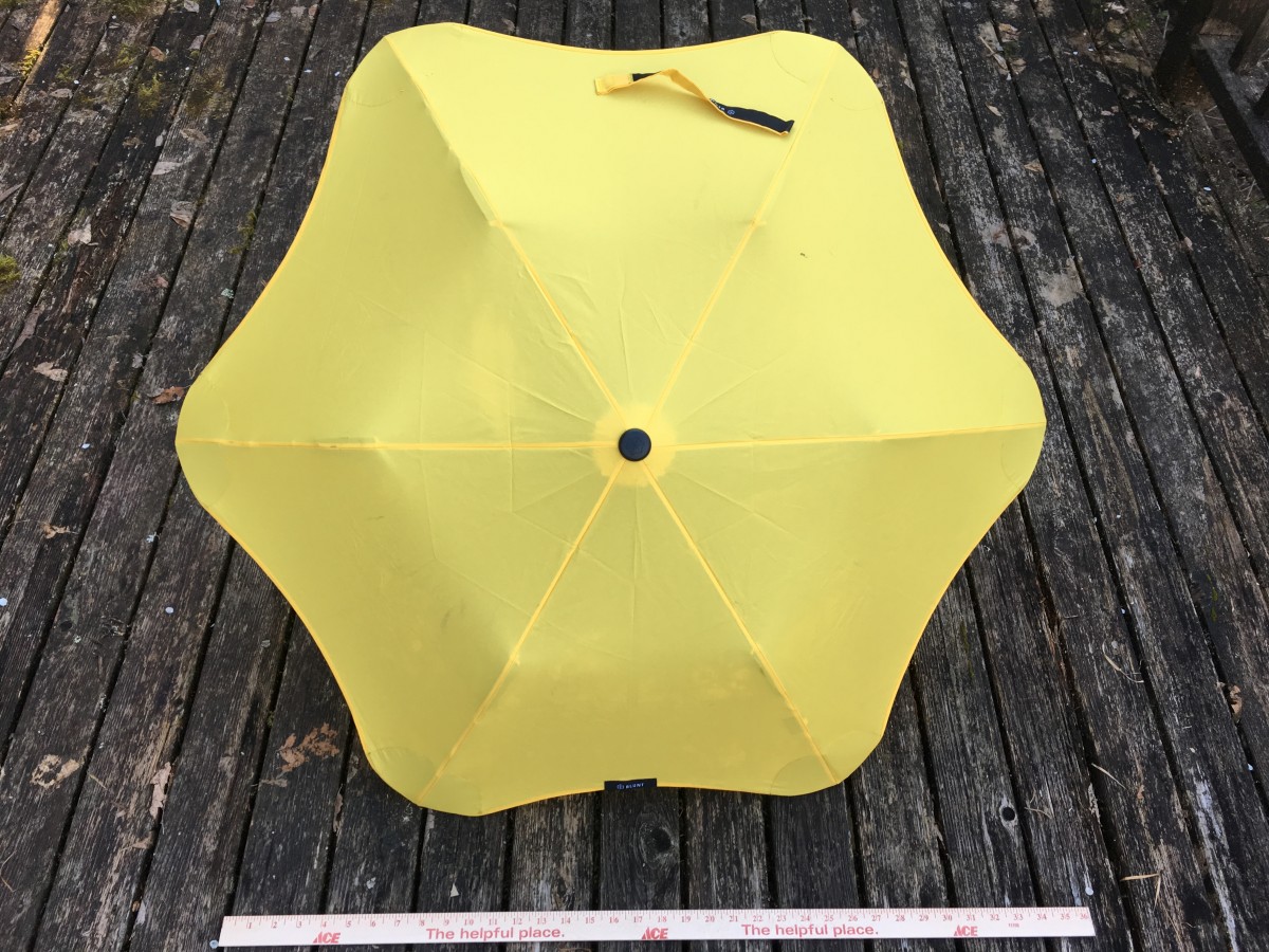 Blunt Metro Review (The Blunt XS Metro umbrella.)