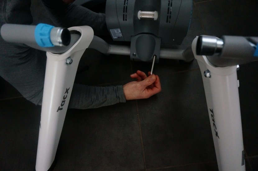 tacx vortex smart - assembling the vortex was a bit more challenging than other trainers...