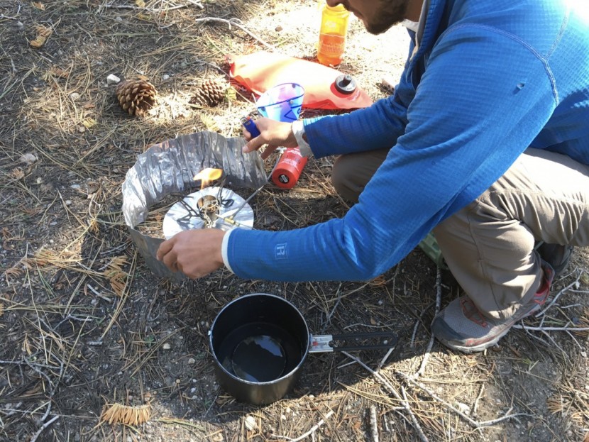 primus omnilite ti - priming the primus. the responsive control valve made it easy to...