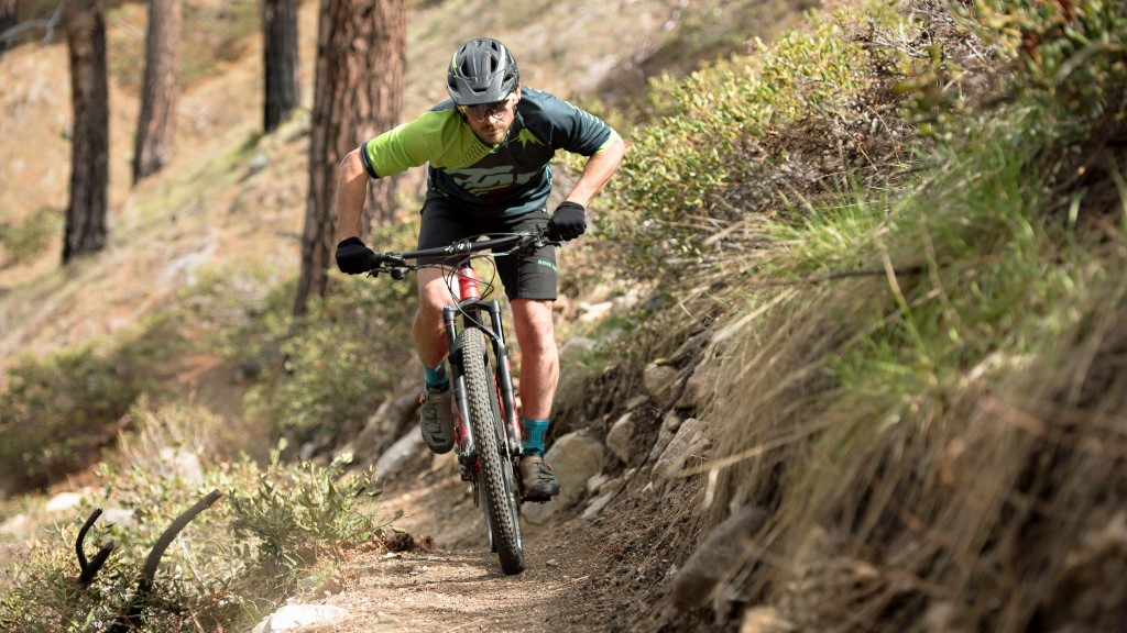 trek fuel ex 7 29 2017 - the trek is an easy-rolling climber with fast rubber and plenty of...