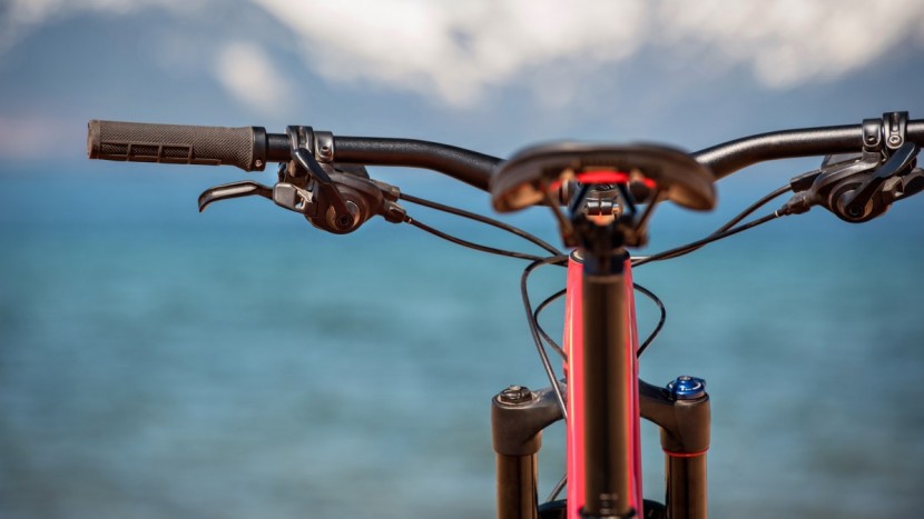 specialized camber comp 29 2017 - a rigid seatpost and front derailleur don't harsh our feelings about...