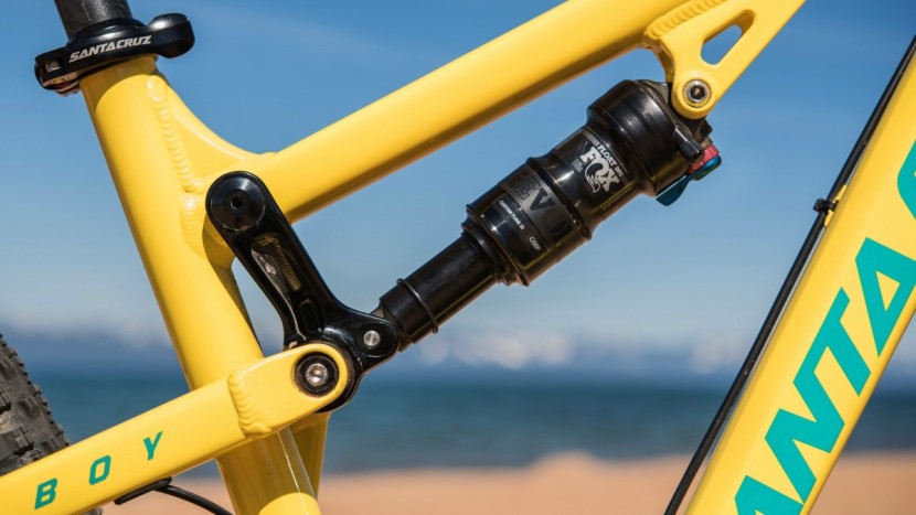 santa cruz tallboy d 29 2017 - the fox float performance shock performed well and kept the rear end...