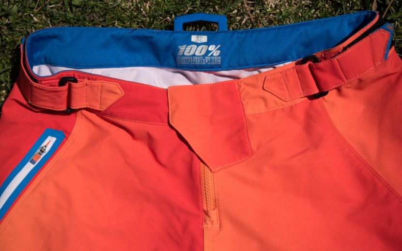 100% airmatic all mountain - the external waist adjustment tabs on the 100% airmatic.