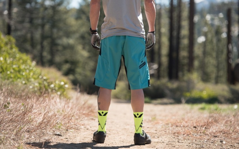 zoic ether shorts + liner - the zoic ether shorts have a loose fit and good leg coverage.