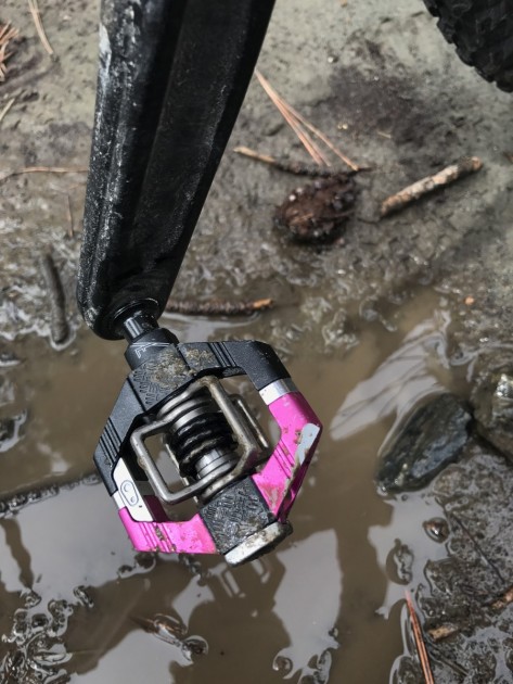 crankbrothers candy 7 - the candy's open body and chamfered edges provide just enough...