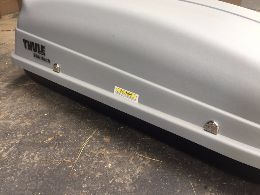 thule sidekick - this box's dual-lock system failed repeatedly.
