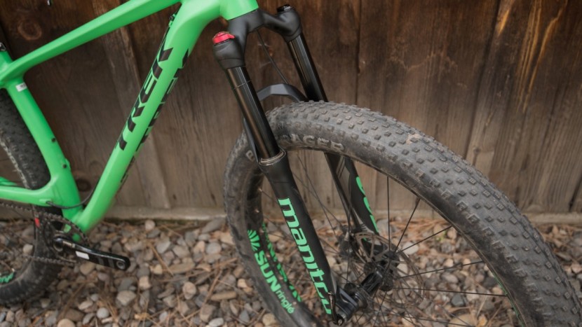 trek stache 7 2017 - the manitou magnum comp fork sports a funky reverse brake arch and...