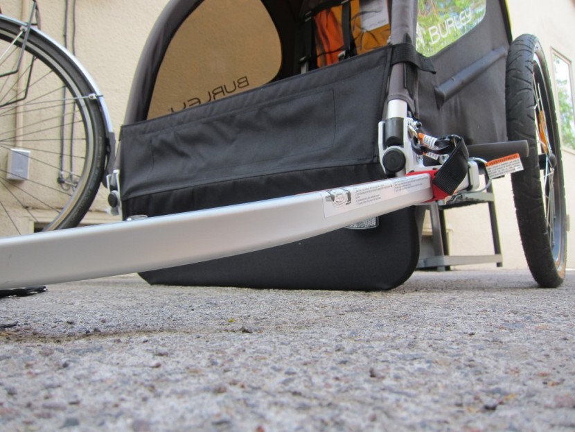 burley bee - the fabric covering the lower front frame of the bee rubs on the...