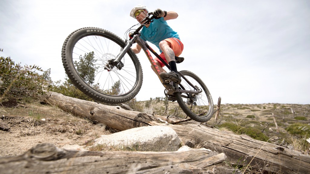 kona honzo al/dl 2017 - this 29er has no qualms with high speeds.