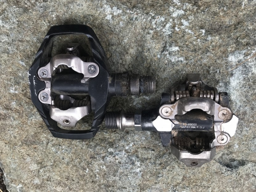 shimano m530 spd - m530 on the left and m9000 on the right.