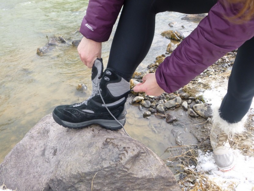 vasque pow pow iii ultradry - once you've strapped this boot, its not coming off easily! this...