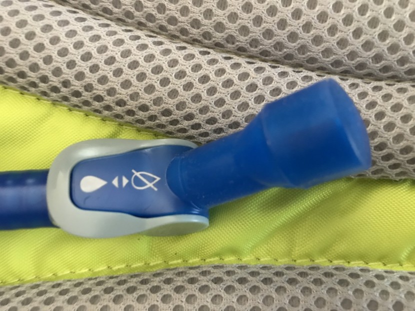 camelbak classic - not all bite valves are created equally. camelbak's big bite valve...