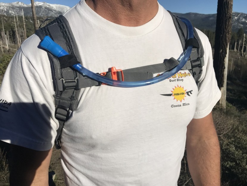Sac D'hydratation Teton Sports TrailRunner 2.0 – 2 Litres – Bleu – Neuf (sans Poche à Eau)