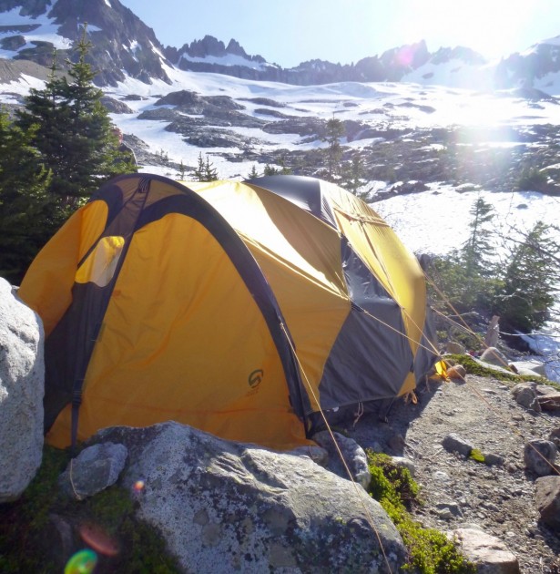 the north face mountain 25 - the mountain 25 is a versatile tent. it's undoubtedly burly enough...