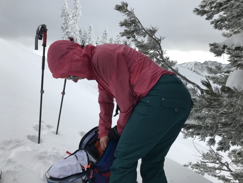 marmot skyline insulated - the rear pockets add style to the skyline