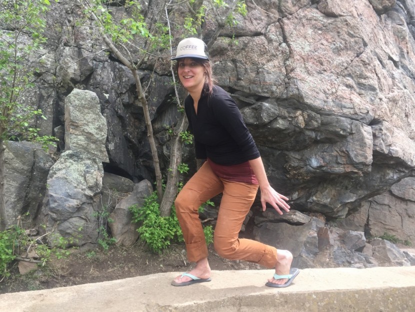 sanuk yoga chakra - the only truly stylish thing in this photo are those pretty rocks in...