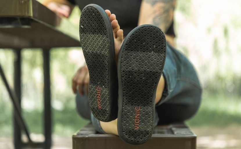 vionic tide ii - the tide ii provides decent traction on uneven ground, as long as...