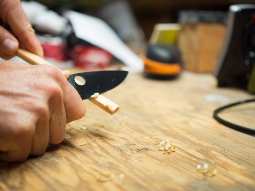 spyderco tenacious g-10 - whittling is on the moderate end of heavy use. the big blade and big...