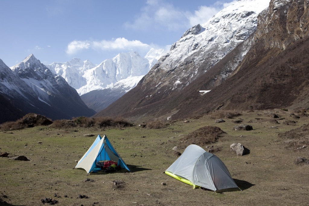 big agnes fly creek hv2 platinum - testing the fly creek 2 and the beta light on the manaslu circuit of...