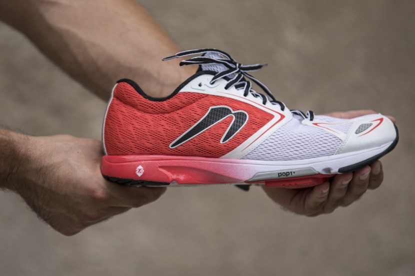 newton running distance vi - 20.4 ounces a pair in men's 11.