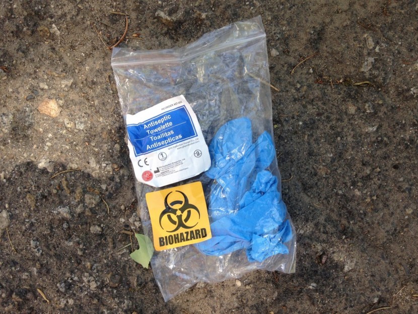 adventure medical kits adventure 2.0 - this is a great idea that we wished more kits had- a biohazard bag...