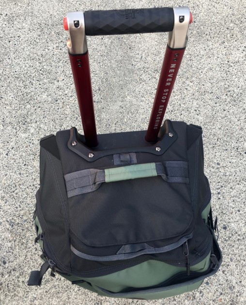 the north face rolling thunder 30" - the handle on the 30" rolling thunder.