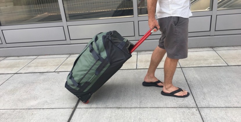 the north face rolling thunder 30" - the rolling thunder is one of the most weather resistant and durable...