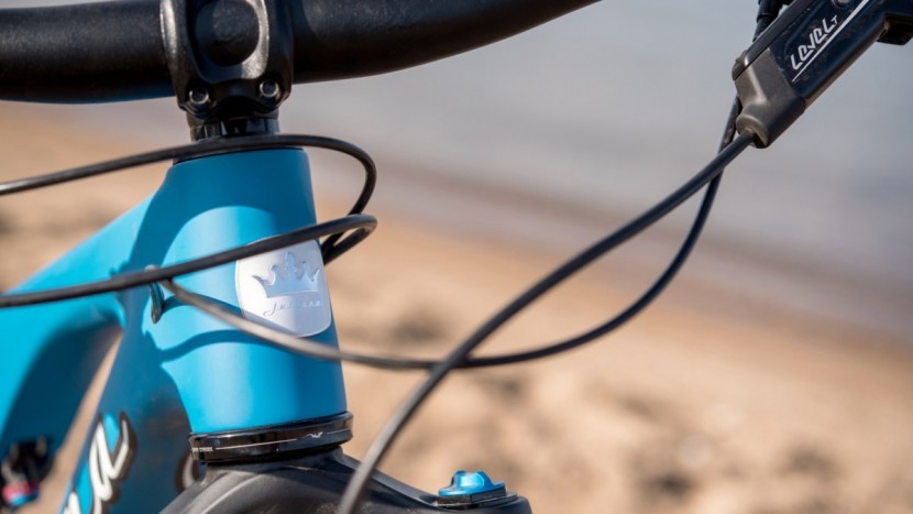 juliana furtado r 2018 - the sram level t brakes are fine.