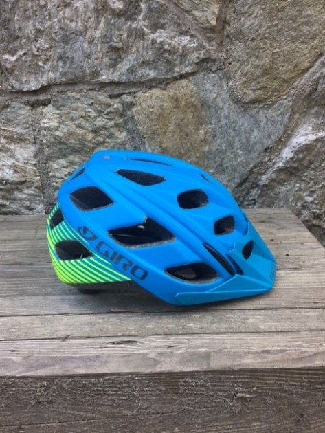 giro hex - the hex has a number of well-placed vents.