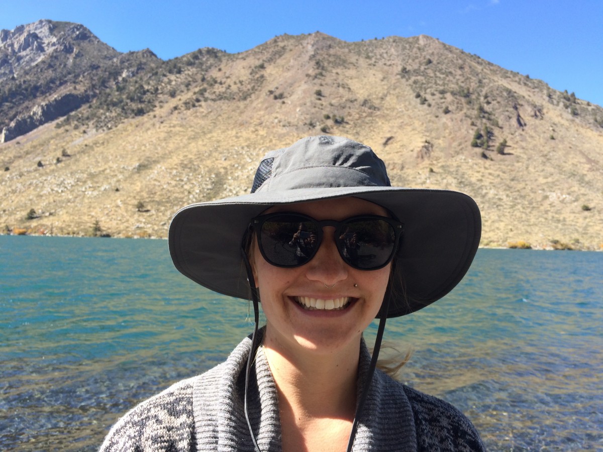 Columbia Bora Bora Booney II Review (This model is a good choice for fishing or just hanging out outside.)