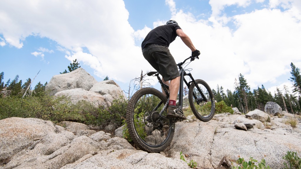 commencal meta am 4.2 essential - climbing efficiency is decent for an enduro bike. this bike has a...