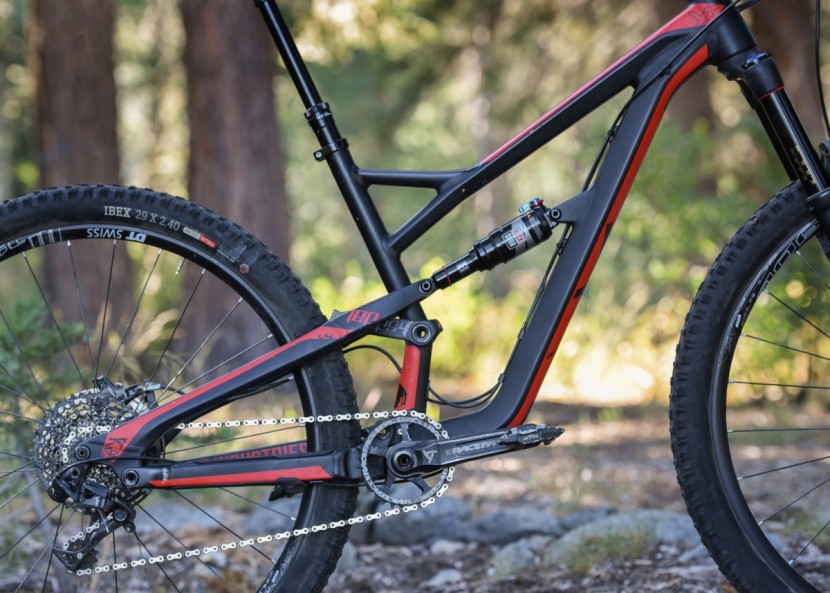 yt jeffsy al one 29 2017 - a look at the virtual 4-link suspension design.