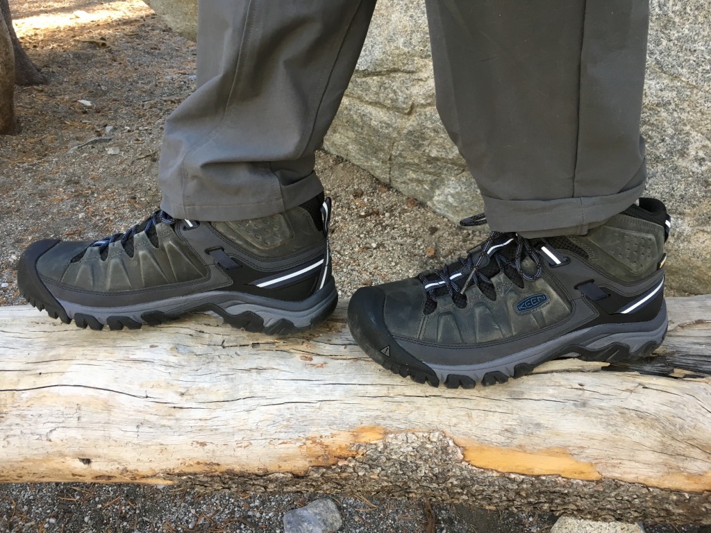 keen targhee iii mid - the updated targhee iii boots provide a clean look, ample comfort...