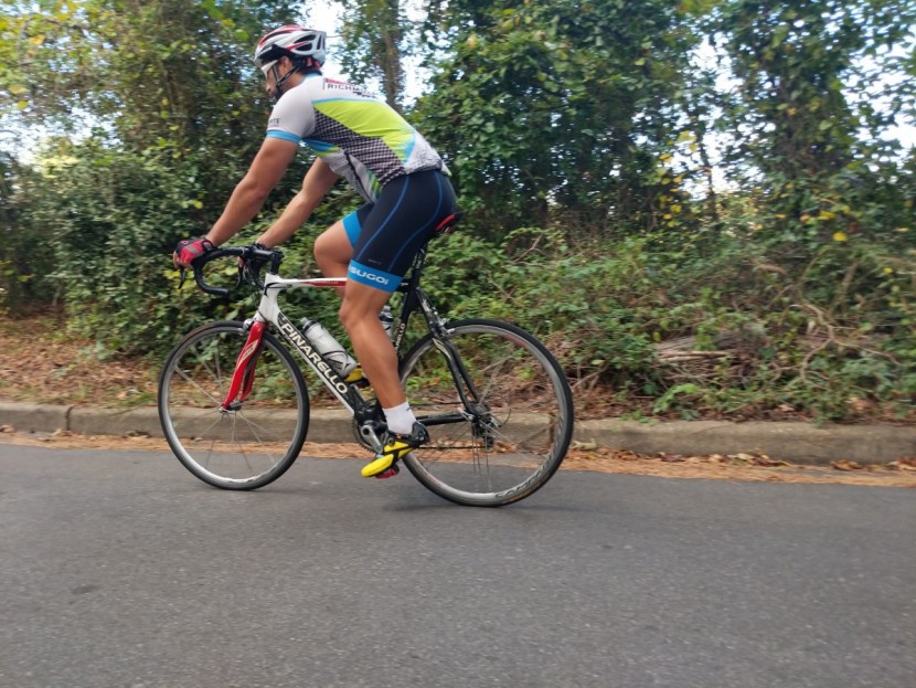 mavic cosmic ultimate ii - at 20.9 ounces in men's 44, we barely even felt the mavic cosmics.