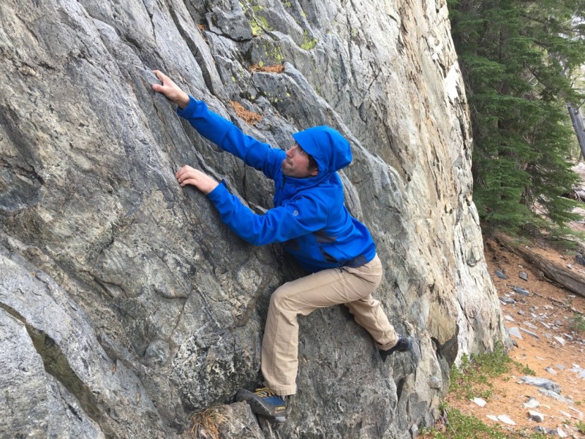 mountain hardwear dragon hooded - the stretchy panels of the dragon make climbing a breeze.