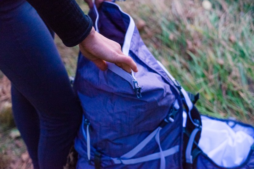 mountain hardwear ozonic 60 outdry - the ozonic is made of durable, waterproof material and the roll-top...