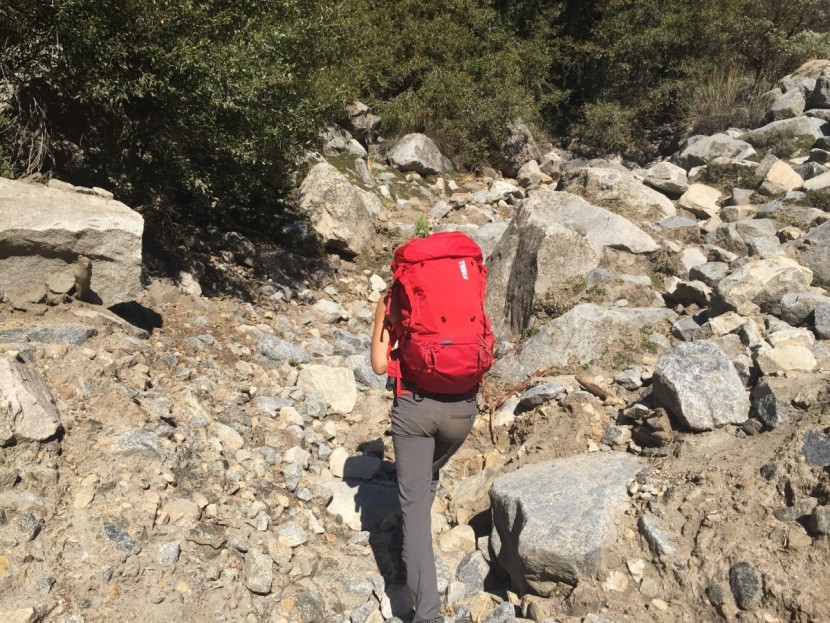 thule versant 60 - the versant hanging tough off trail in the sierra.