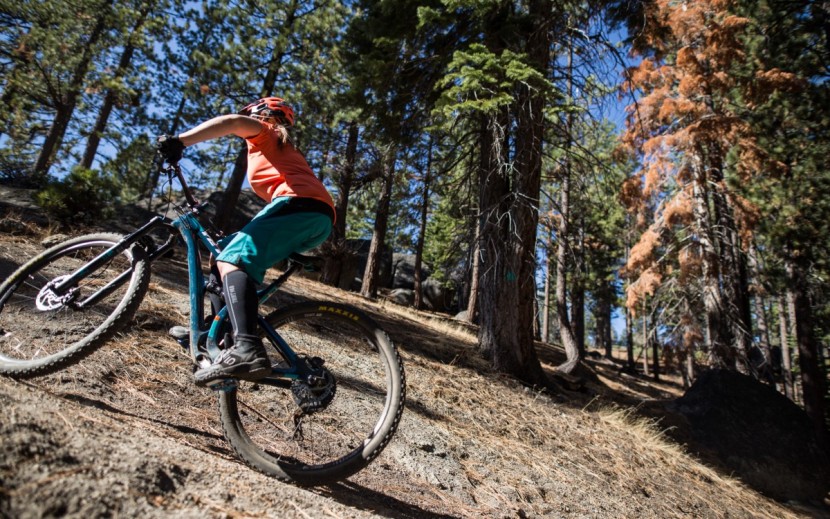 yeti sb4.5 slx/xt 2018 - uphill corners are navigated with relative ease.