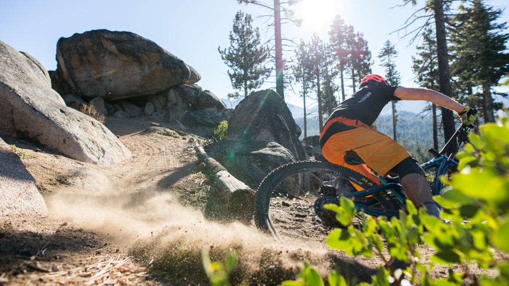 yeti sb4.5 slx/xt 2018 - maxxis ardent tires hooked up surprisingly well in sandy conditions...