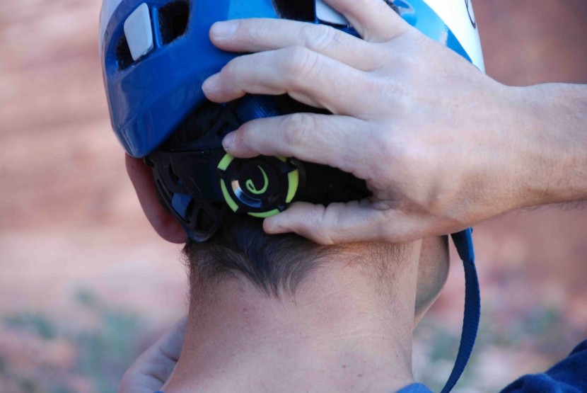 edelrid shield ii - the click-wheel allows you to adjust the size quickly and with only...