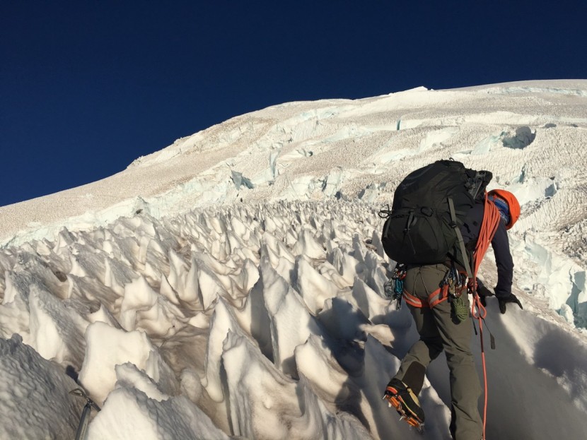 osprey xenith 105 - navigating penitentes on mt. rainier with the xenith 105.