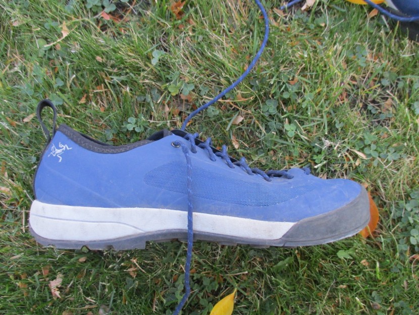 arc'teryx acrux sl for women - the low profile of the acrux sl makes for awesome climbing...