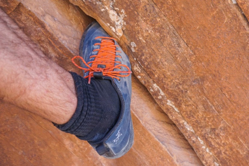 arc'teryx acrux sl - the acrux has a low toe profile and fits into smaller hand cracks...