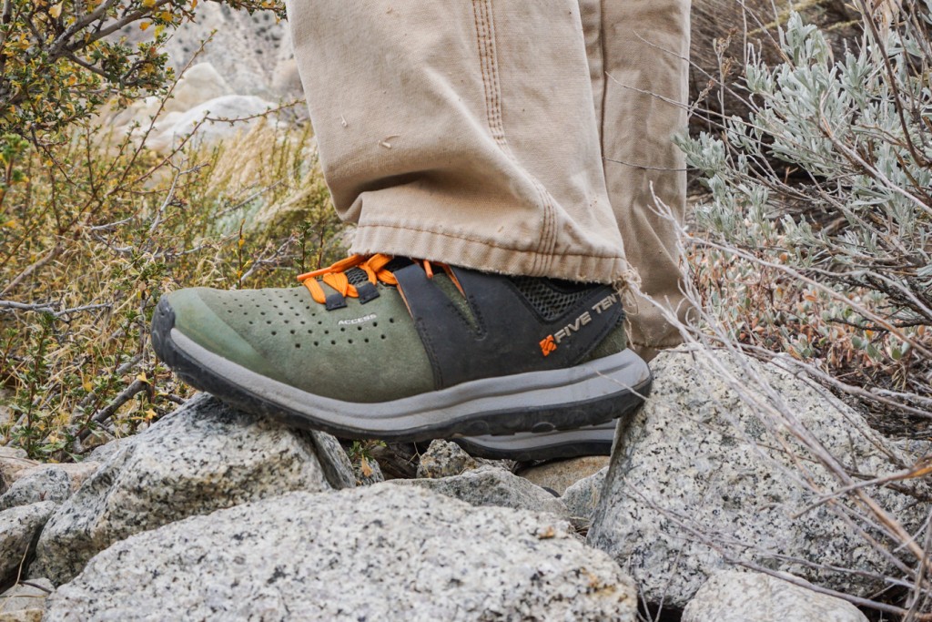five ten access - these shoes feel like a traditional athletic shoe, but with sticky...