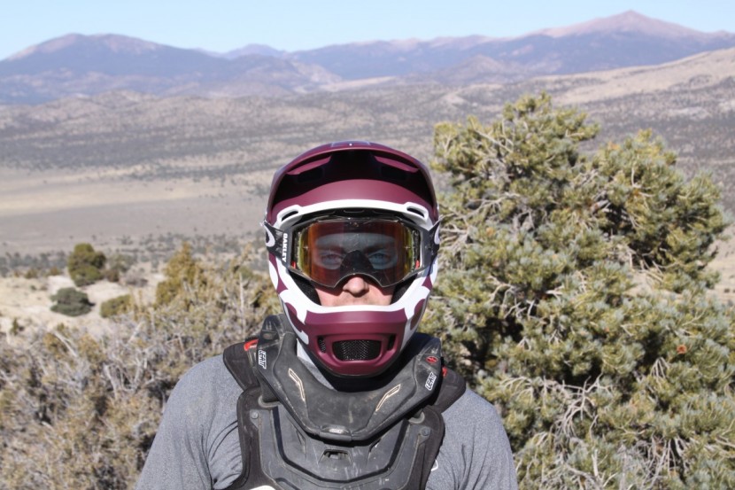 poc coron - front profile poc coron