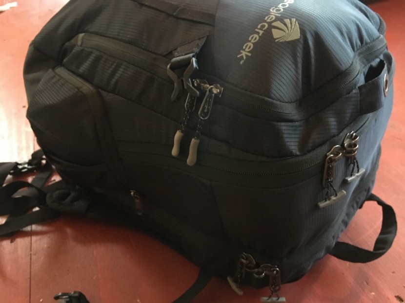 eagle creek universal traveler rfid - the universal traveler overstuffed.