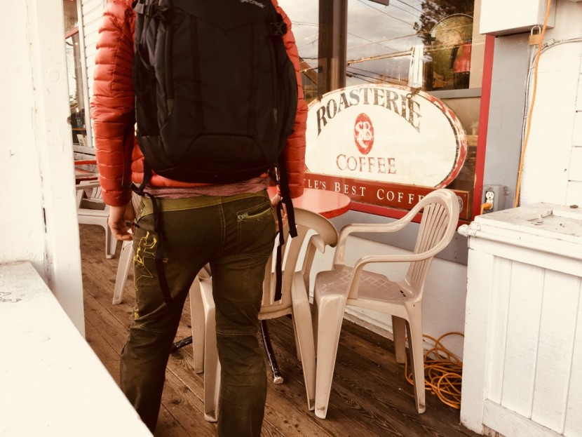 eagle creek universal traveler rfid - the universal traveler proved universal enough for our daily commute...